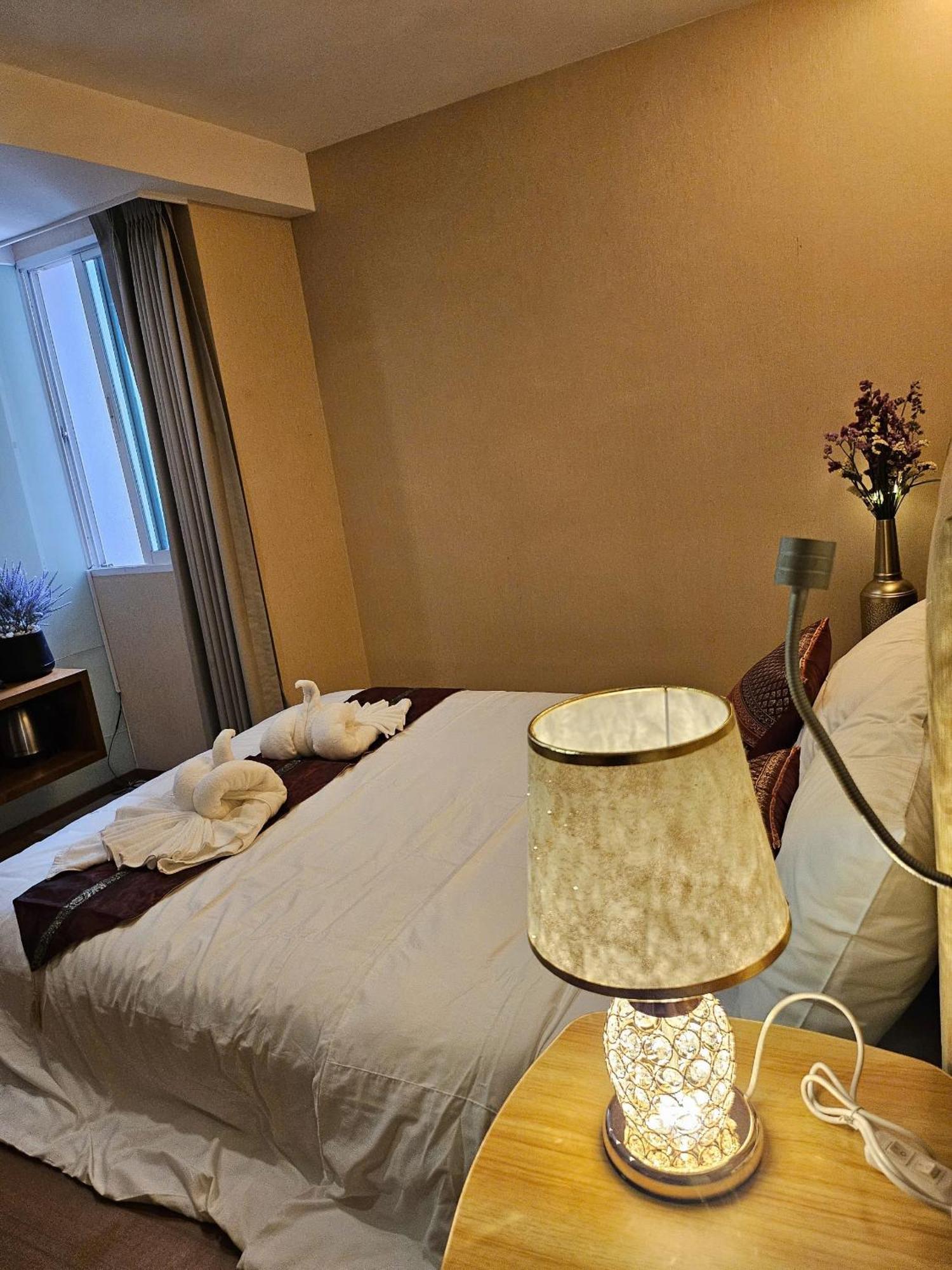 Sam Homestay กรุงเทพมหานคร ภายนอก รูปภาพ